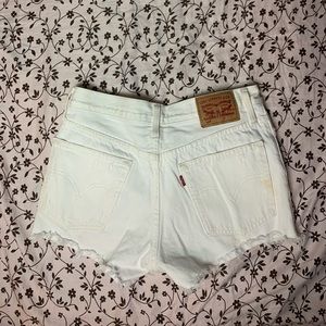 ⚡️Levi’s high rise jean short⚡️
